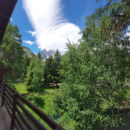 Holiday home Casa Con Giardino Vista Monte Bianco *