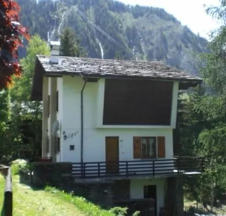 Casa Con Giardino Vista Monte Bianco Holiday home Courmayeur