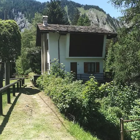 Casa Con Giardino Vista Monte Bianco * Courmayeur